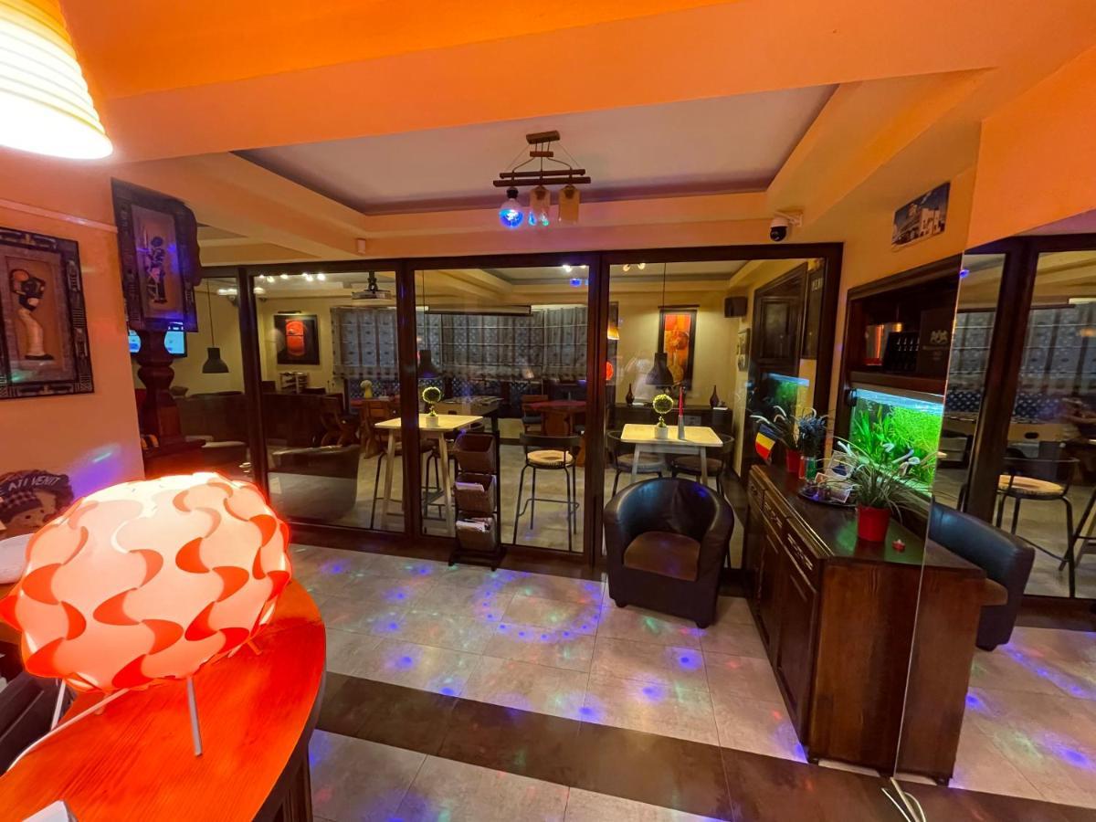 Carpatic Hotel Predeal Bagian luar foto