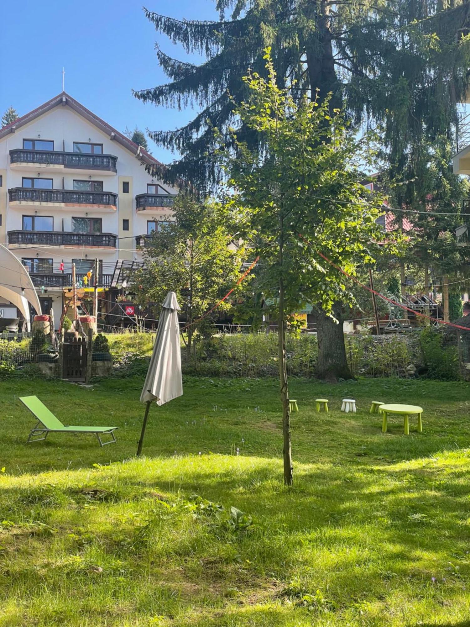 Carpatic Hotel Predeal Bagian luar foto